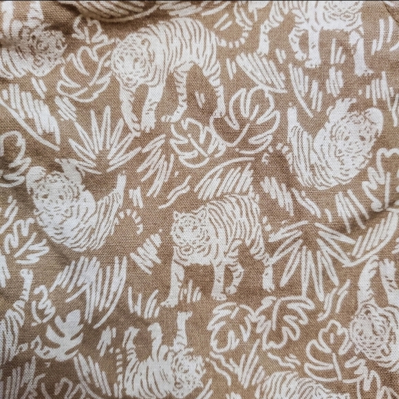 Cat & Jack Shorts - 2T - Gray / Tan / Patterned - Picture 5 of 5